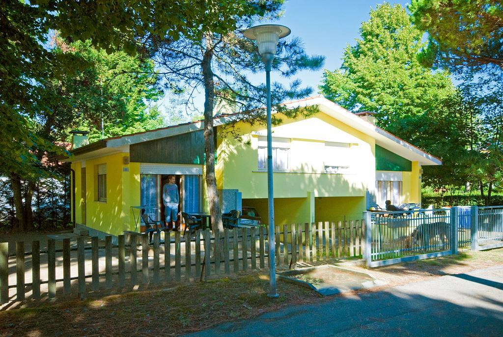 Villa Fiori Bibione Exterior foto